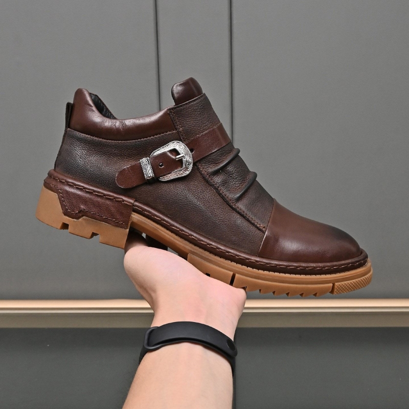 Pra*a casual shoes